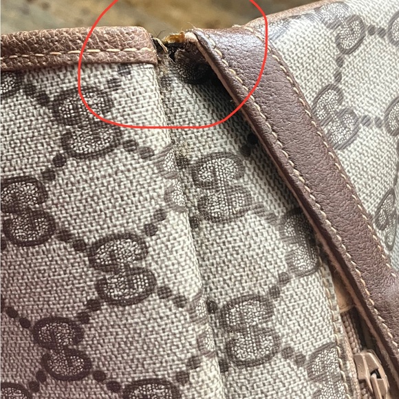 Authentic GUCCI clutch - Picture 11 of 15